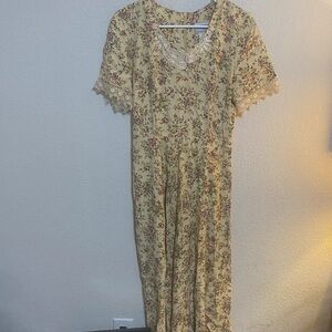 Vintage Floral Lace Trim Dress
